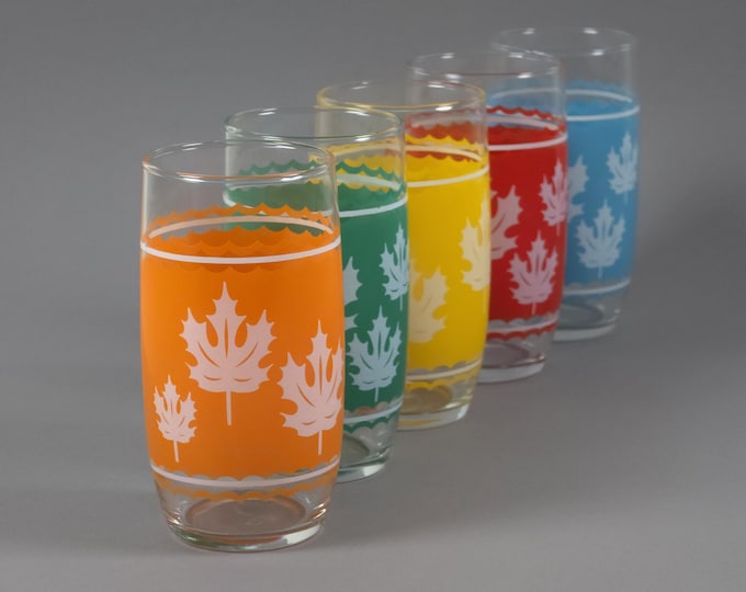 1970s Vintage Set Of 5 Hazel-Atlas "Maple Leaf" Tumblers • Mid-Century Modern Highball Glasses.