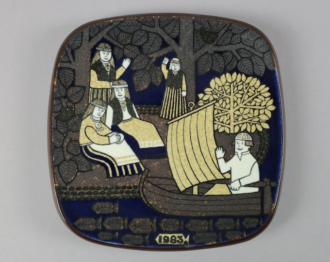1983 Arabia Finland Annual Plate 'Kalevala' By Raija Uosikkinen / Lemminkäinen's Leave-Taking.