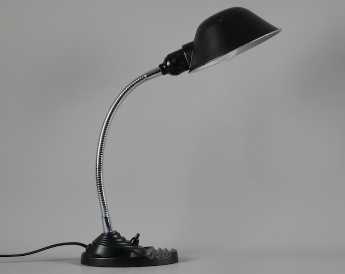 Vintage 1960s Industrial Gooseneck Desk Lamp.