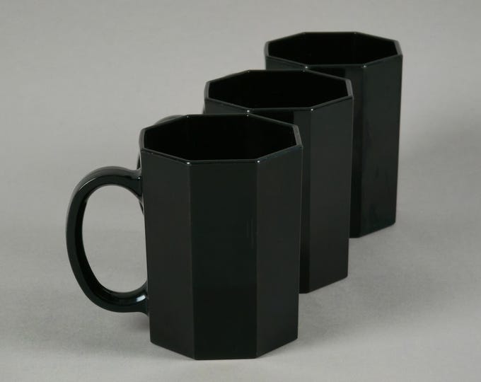 Retro 1980s Set Of 3 ARCOROC 'Octime' Octagonal Black Opalware Mugs.