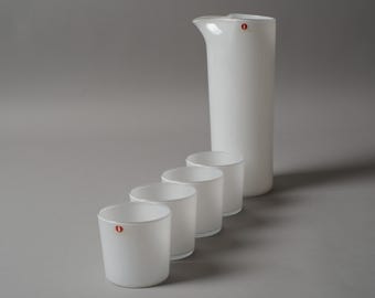Iittala I-Lasi Timo Sarpaneva White Opal Glass Carafe and Four Tumblers, 1960s, Finland.