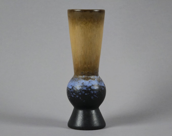 Vintage 1960s Strehla Keramik Handmade Fat-Lava Stoneware Vase.