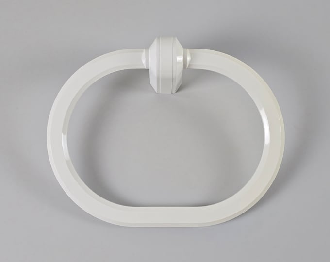 New In Box - Space Age Design - Vintage TIGER PLASTICS Italic White Plastic Towel Ring - Retro Bathroom Accessories - Holland, 1970s.