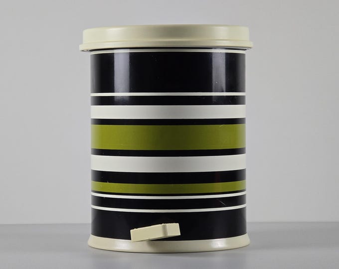 Scandinavian Modern - Rare Vintage LAURIDS LØNBORG Striped Waste Bin - Vintage Décor - Designed By Dorthe Bruun Rasmussen - Denmark, 1960s.