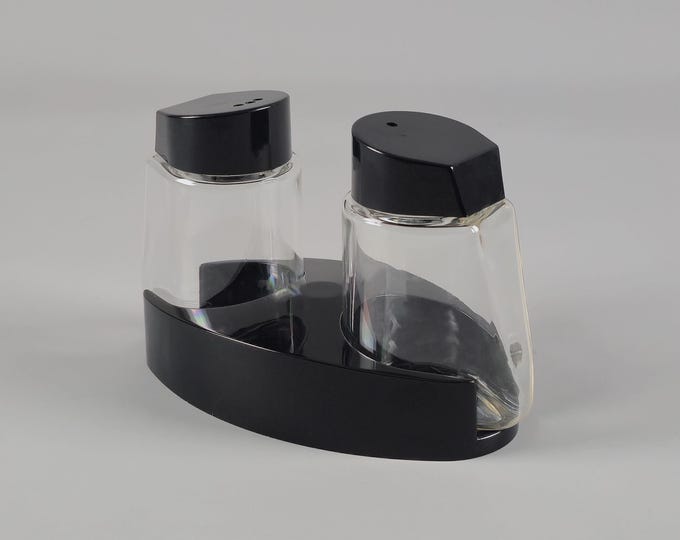 1990s Vintage GUZZINI Metropolitan Black Plastic Salt & Pepper Shakers Set, Designed By Furio Minuti - Italy.