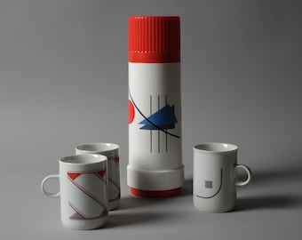 Rotpunkt Dr Zimmermann Postmodern Vacuum Flask and Eversberg Bavaria Mugs Set, West Germany, 1980s.