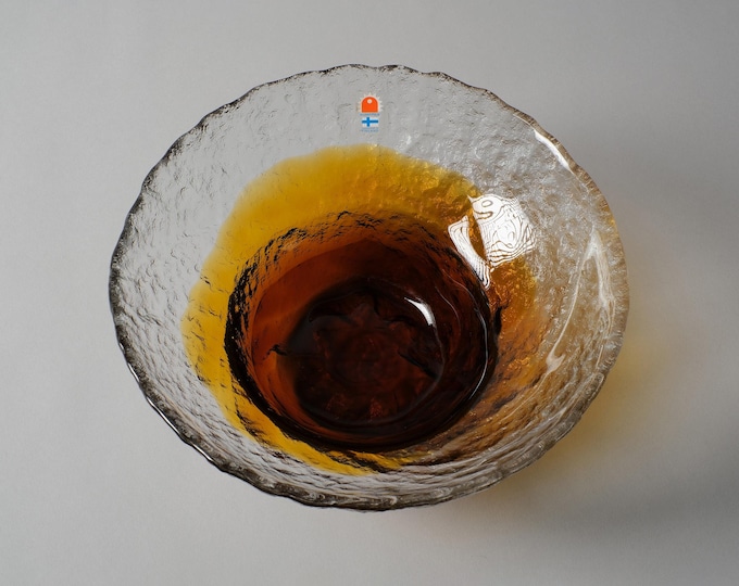 Vintage Humppila 'Kivi-Set' Amber Art Glass Bowl by Pertti Santalahti, Finnish Naturalist Design, 1970s.