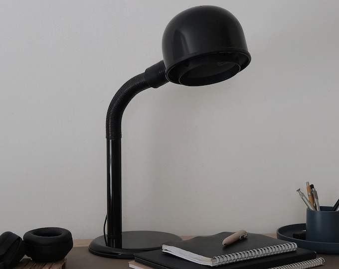 Mid Century Modern - Vintage ALDA Black Gooseneck Desk Lamp - Vintage Space Age Flexible Table Lamp - Sweden, 1980s.