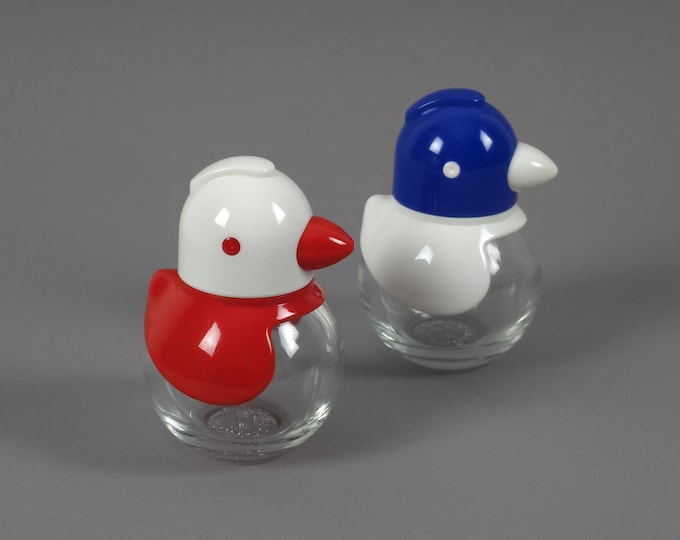 New Old Stock 1980s Vintage Postmodern STOHA Bird Salt & Pepper Shakers.