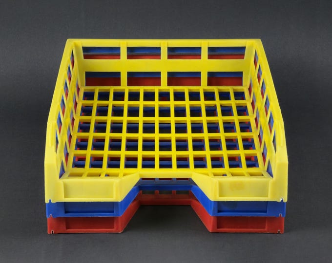Vintage 1970s Set Of 3 HERLITZ Plastic Desk Organizer Trays In Red, Yellow & Blue.