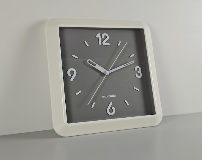 Space Age Design - Vintage GUZZINI White & Grey Plastic Wall Clock - Vintage Home Decor - Italy, 1980s.