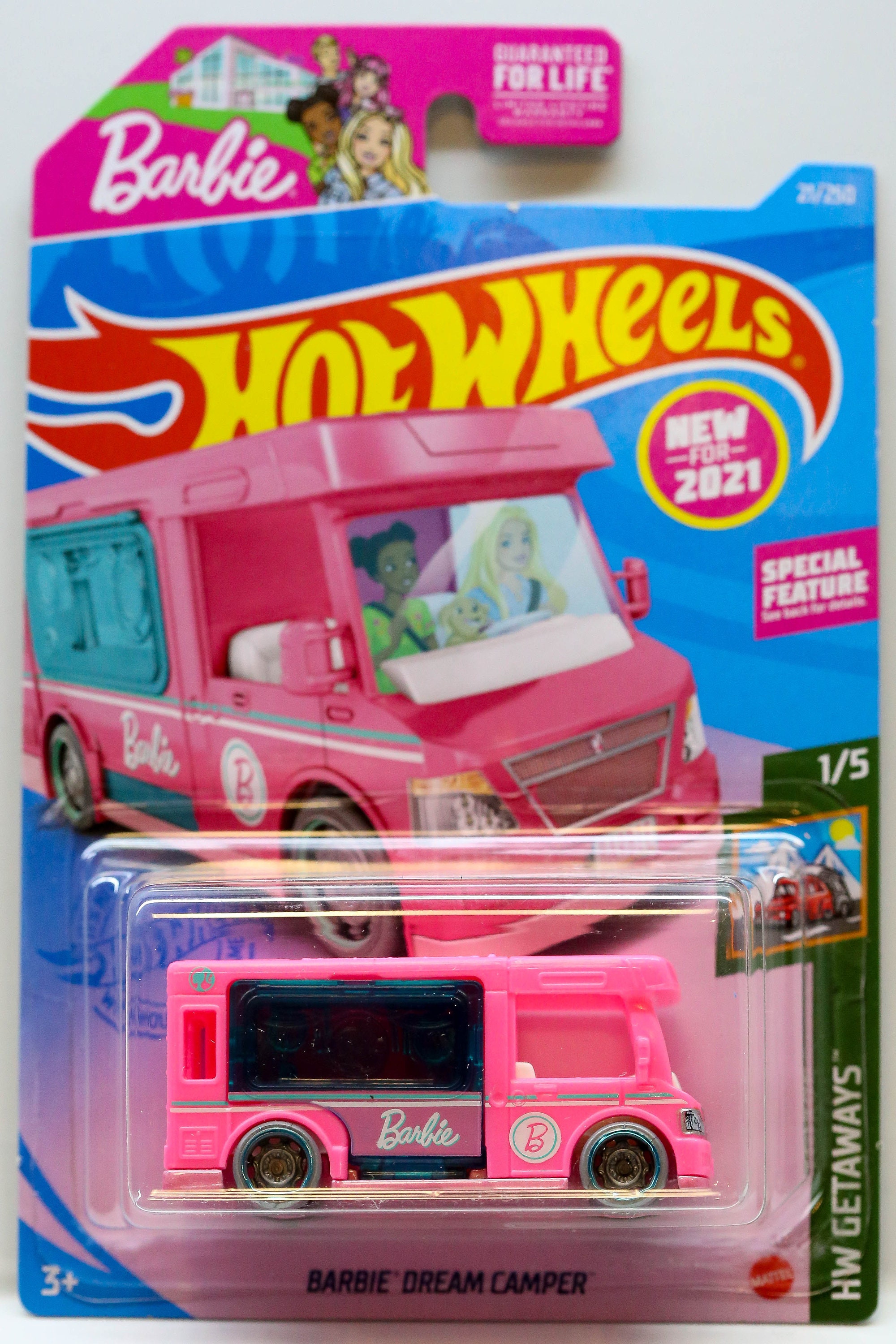 Hot Wheels 2021 Case A "Barbie Dream Camper" HW Getaways 1/5 