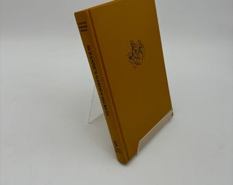 1978 “Suzanne’s Garden Secrets” Vintage Hardcover Gardening Book