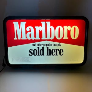 Vintage 80s Marlboro Cigarettes Sold Here Lighted Sign Advertising Tobacciana