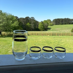 Mid Century Modern Dorothy Thorpe Style Silver Rimmed Cocktail Pitcher Set. Small Cocktail Pitcher with 3 Roly Poly Glasses.  1960’s
