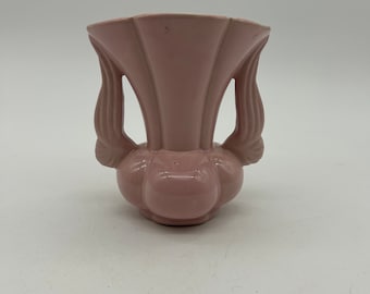 Vintage Mid Century 1950s Ceramic Trophy Handle Pink Vase. 5 3/4” Tall