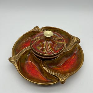 Vintage MCM USA Pottery Divided Dishes. 4 Piece Set.