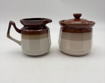 Vintage 1970s Stoneware Creamer and sugar bowl with a lid Set featuring a tricolor design