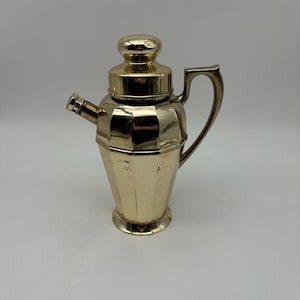 Vintage Art Deco Bernard Rice&#39;s Sons cocktail shaker pitcher Apolo EPNS # 4331 Silver Plated Cocktail Shaker. Well aged