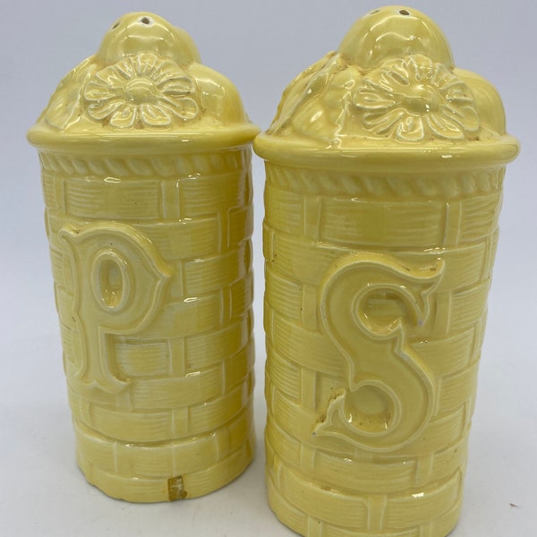 Vintage Mid Century Yellow Salt and Pepper Shakers. Basket Weave Pattern Ceramic Shakers