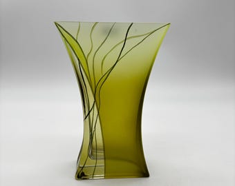 Womar Glass Vase: Hand-Painted Green Art Polish Modernist Design