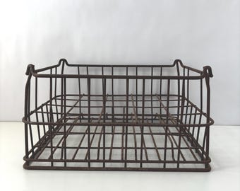 Vintage Rustic Wire Milk Crate Basket Industrial Farmhouse Metal Storage Bin