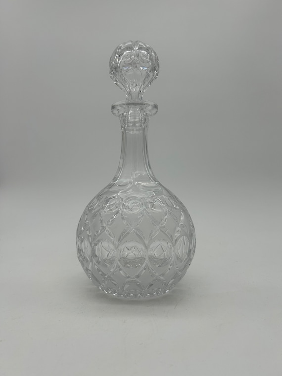 English Thumbprint-Cut Spherical Decanter English Thumbprint-Cut Spherical Decanter