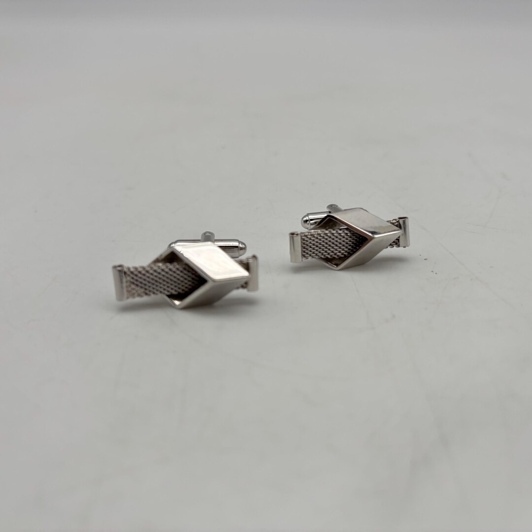 Vintage Silver Tone Cufflink Set. Geometric Shape and Metal Mesh Accent ...