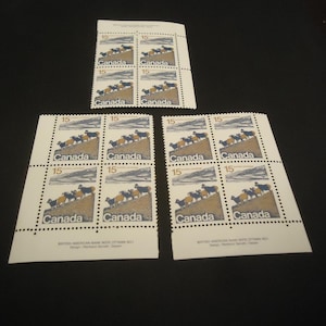 Unused Canadian postage stamps 3 plate block corners-Landscape definitives from 1972-15 cent mountain goats.