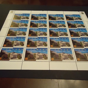 Hoja completa de 20 sellos postales canadienses sin usar de 45 centavos de la Universidad de Ottawa, año 1998