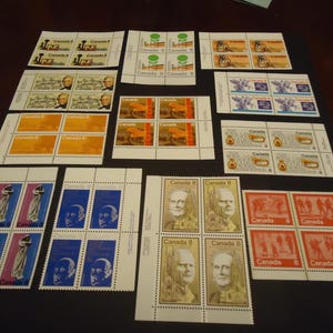 12 esquinas surtidas de bloques de placas canadienses MINT de la década de 1970 - 8 centavos