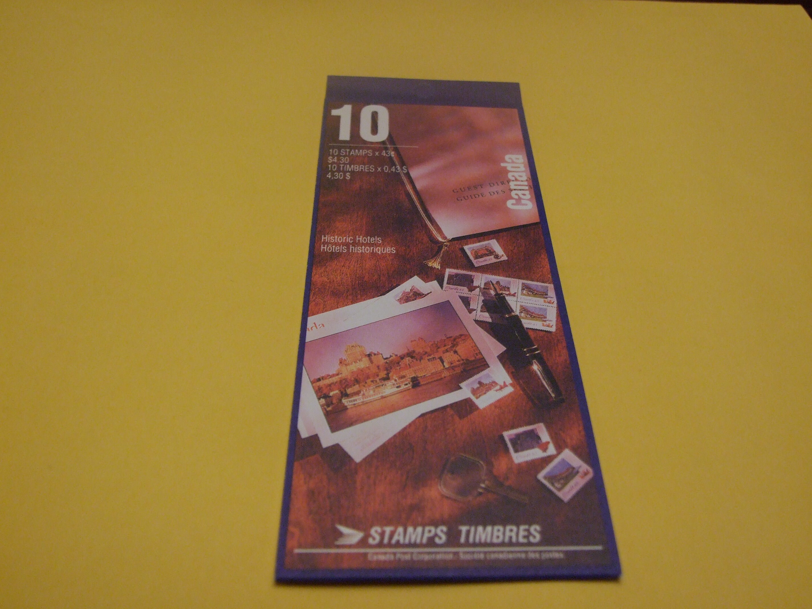 Mint Canadian postage stamps .43 centbooklet of 10 stamps celebrating
