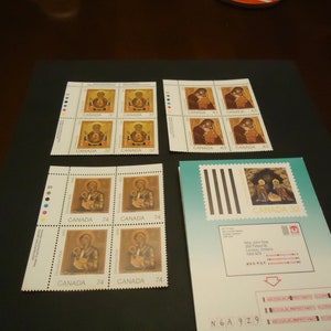 Sellos postales canadienses nuevos de 0,32 centavos - folleto de 10 sellos de la Natividad y 3 esquinas de bloque de placa Navidad 1988