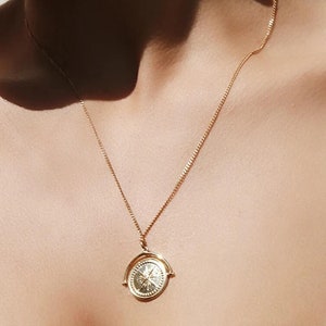 Chunky 18K Gold Aztec Necklace, Compass, Layered Gold Chain, Coin Medallion Mens Disc, Long Necklace Pendant, Link Chain Necklace for Women image 3