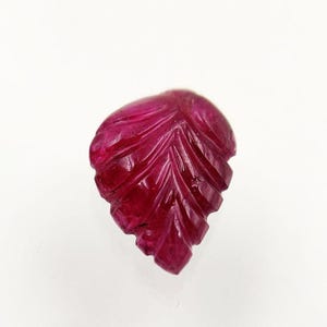 Pink Tourmaline Carved  Stone High Grade Quality For Jewelry Uses Gift For Her Tourmaline Gemstone Size- 15x10.5mm