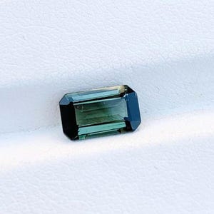 Natürlicher Grüner Turmalin, Turmalin Baguette Facettierter Kleiner Edelstein Unbehandelter Turmalin 1,00 ct