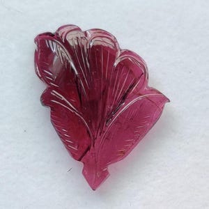 Natürlicher rosa Turmalin unbeheizt, Turmalin, der lose Edelstein-handgeschnitzte 22.00 Karat schnitzt - 20x30x5mm