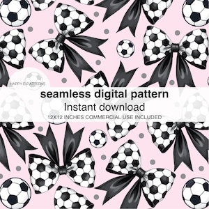 Puede incluir: Un patrón digital sin costuras que presenta lazos negros con balones de fútbol blancos sobre un fondo rosa. El patrón mide 12x12 pulgadas e incluye uso comercial.