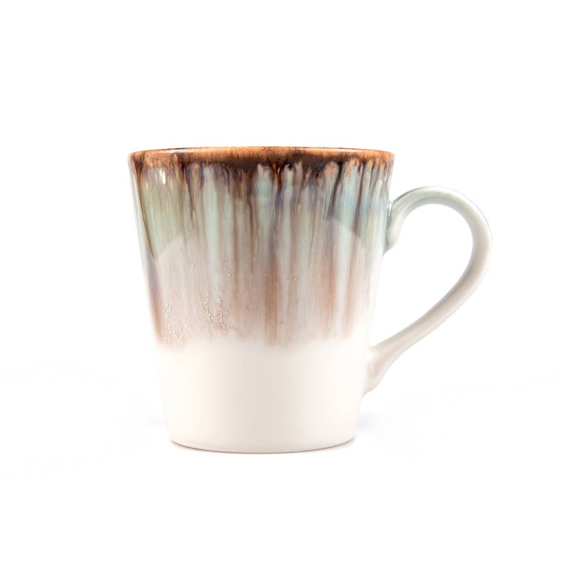 Taza de porcelana en forma de V / Taza hecha a mano / Taza de cerámica / Tazas de cerámica hechas a mano / Taza de café / Juego de tazas / Regalo de taza imagen 4