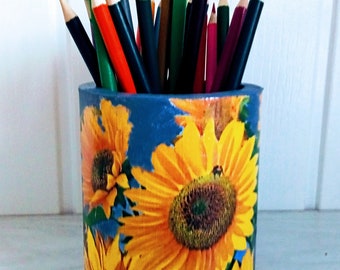 Sunflower pencil holder / Brush holder / Pen holder for desk / Office gift