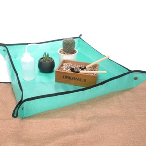 The Neat Freak" Gardening Mat - Indoor Plant Care Pad, Plant Transplanting Tool, Planting Pad, Potting Pad, Repotting Mat, Indoor Gardening