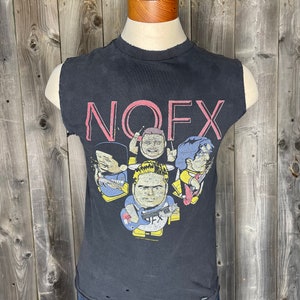 VINTAGE 2000s NOFX T-Shirt 2002 / Cinder Block / Punk Rock / U.S.A. Made / Pop Punk / Concert Tour / Warped Tour / Y2K / Nicely Distressed