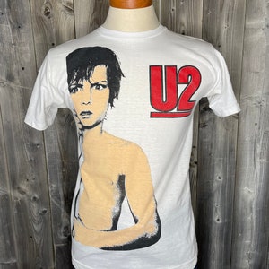 VINTAGE 1980s U2 New Year’s Day T-shirt 1983 / Tour Tees / Streetwear / Pop / Made In England / Collectors / Irish Rock Band / Single Stitch