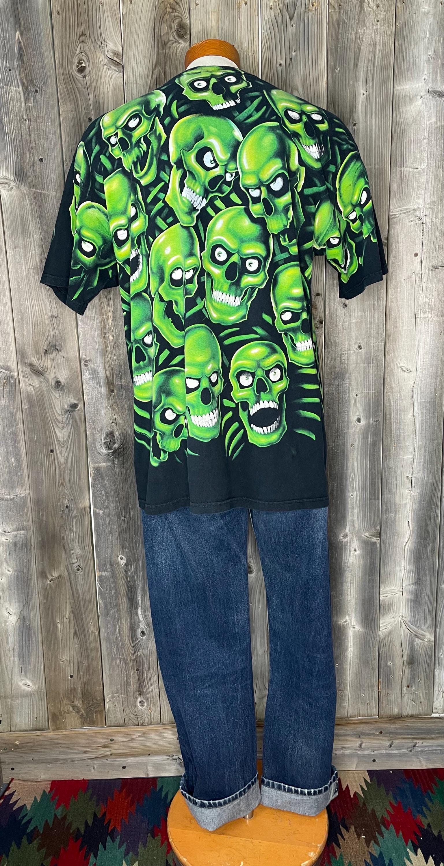 Vintage 2001 Liquid Blue Skulls Pile Graphic T-shirt (XL) - Etsy