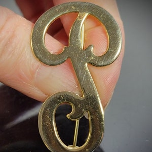 Broche con monograma "P" personalizado, prendedor de solapa con inicial personalizado