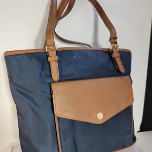 Dunkelblaue Michael Kors Packet Tragetasche, Große Luxus Handtasche für Frauen, Designer Nylon Leder Tragetasche