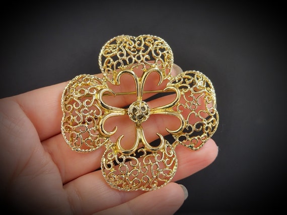 Large gold filigree lace cross shaped brooch pin,… - image 2