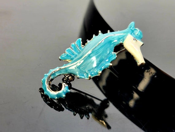 Teal enamel seahorse brooch,something blue for br… - image 7
