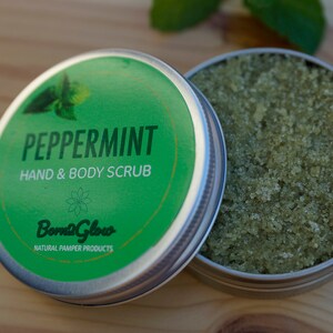 Gommage pour les mains et le corps à la menthe poivrée/ Produits pour le bain ou la douche/ Cadeau naturel pour se faire dorloter