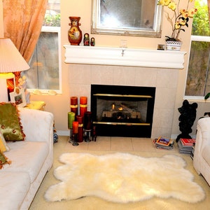 Off-White Bearskin Synthetic Fur Area Rug White Nursery Color Decors Bear Fur Rugs